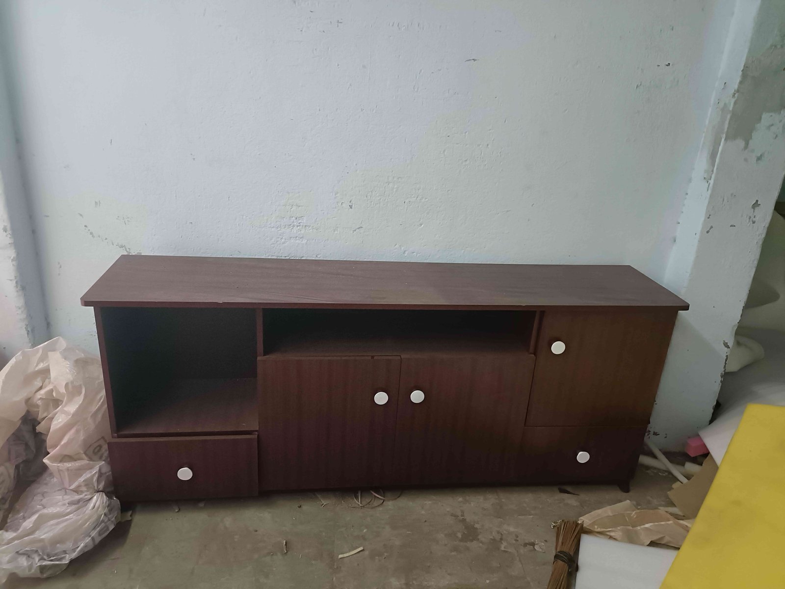 TV UNIT 6 Feet