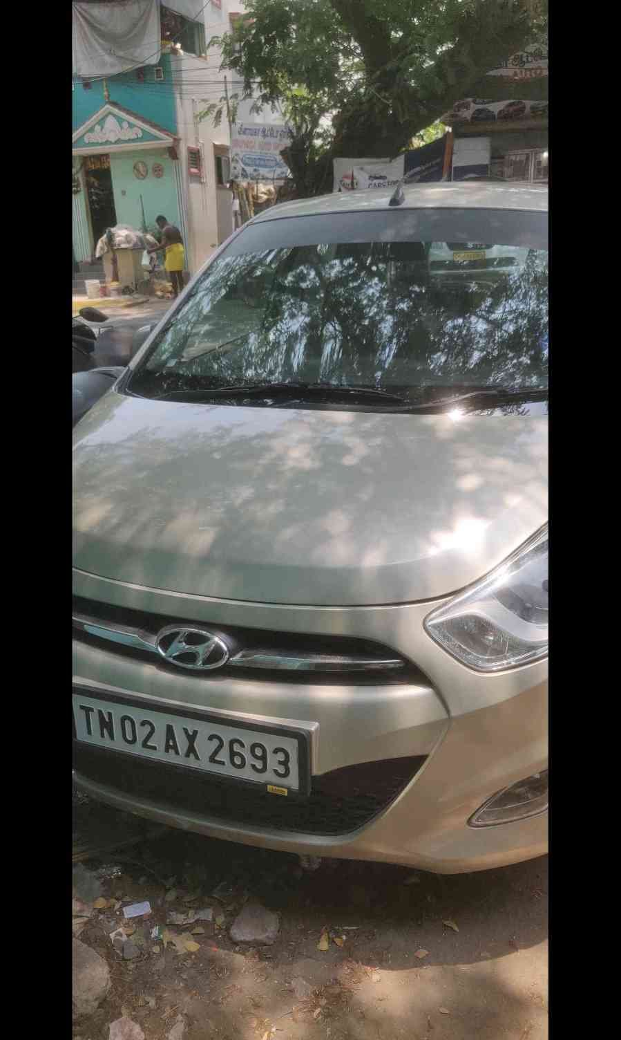 hundai i10 sports 2013 model
