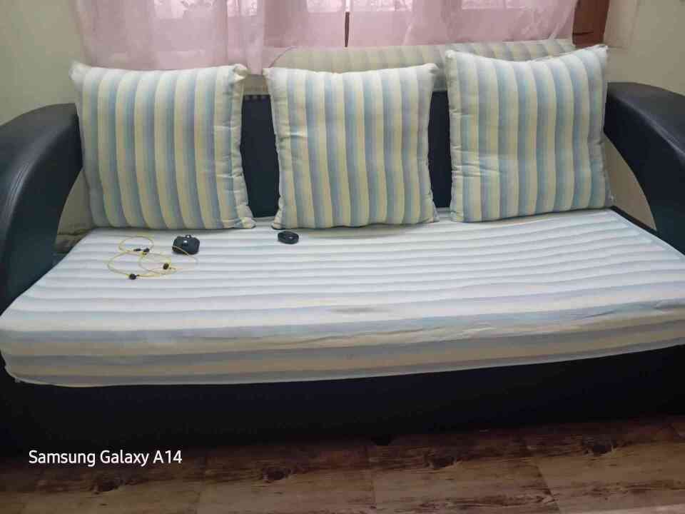 sofa set one is 3 seats and two singles and