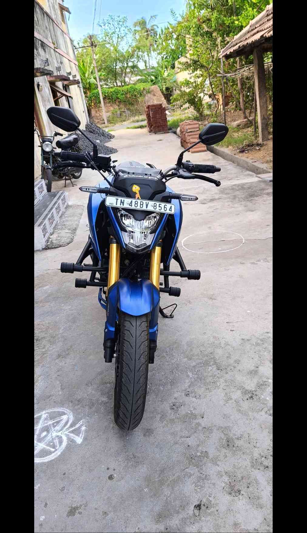 Honda Hornet 2.0