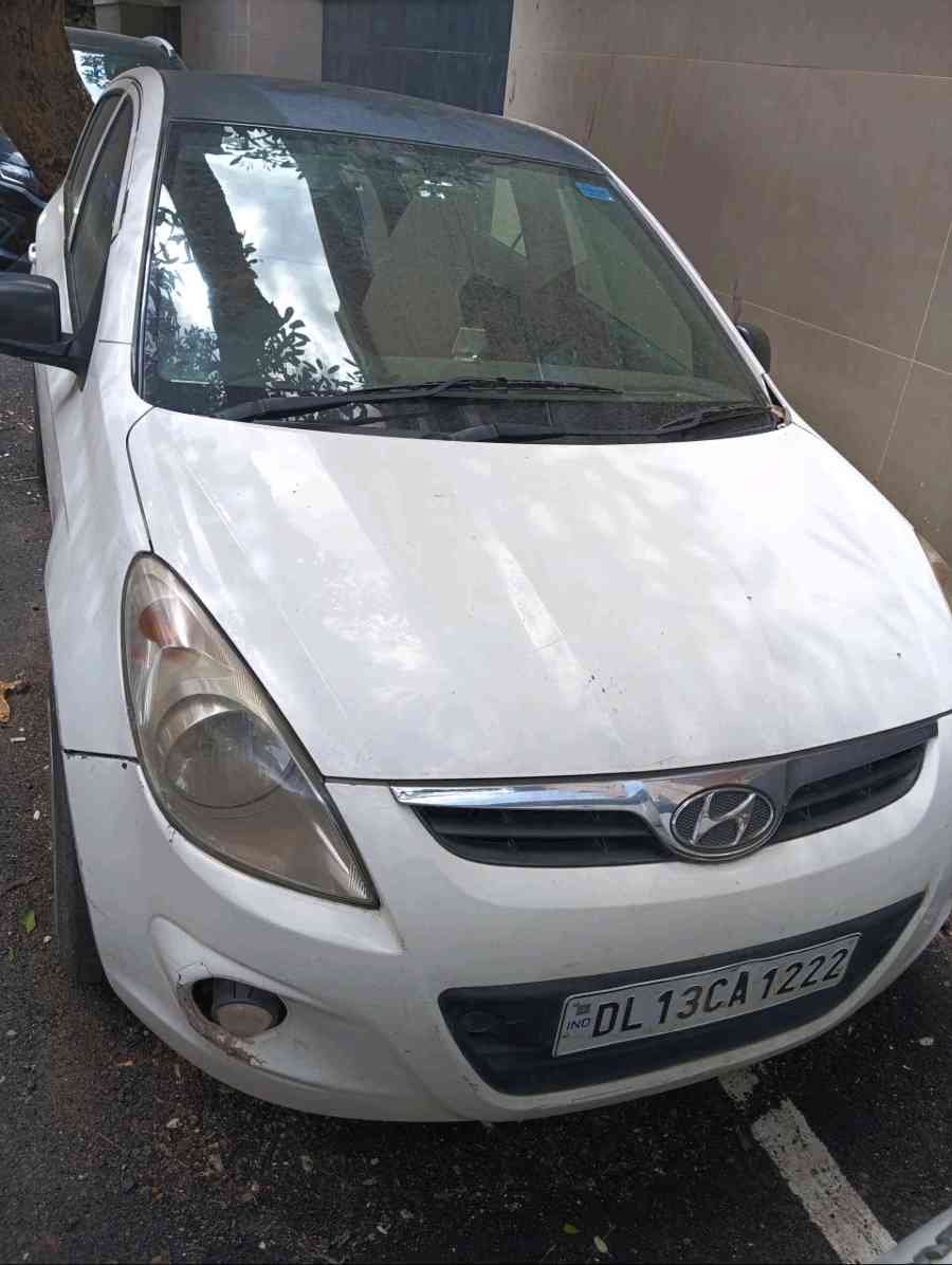 Hyundai i20 magna 3ownership
