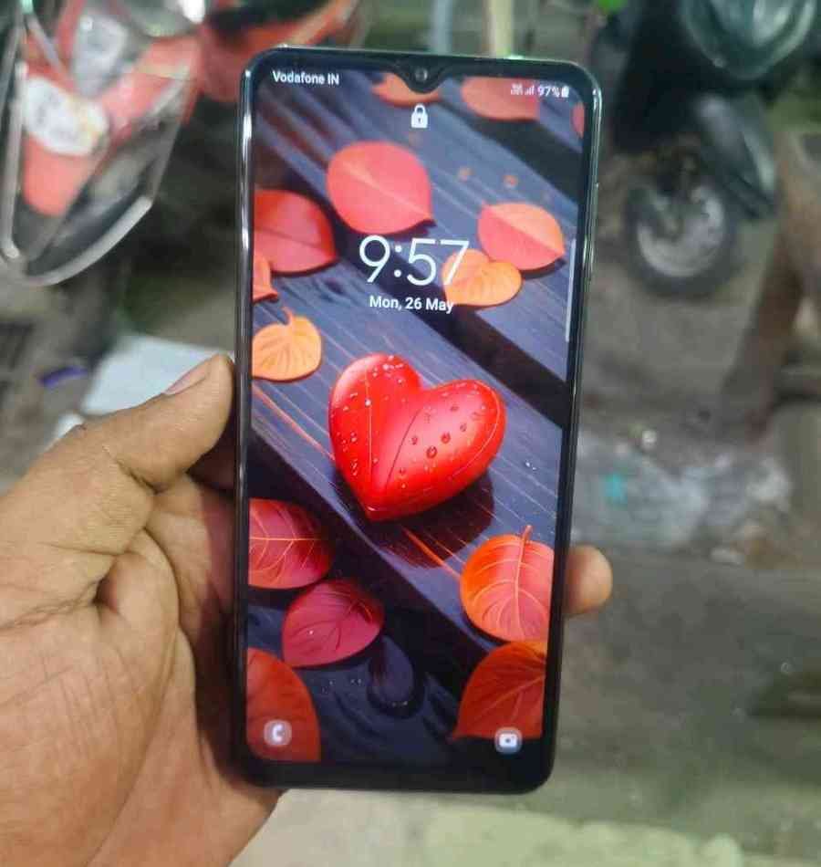 Samsung M32 5G Good