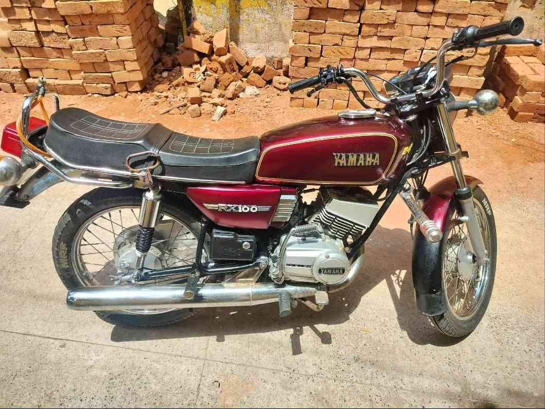 Yamaha rx 100 1995 model.
