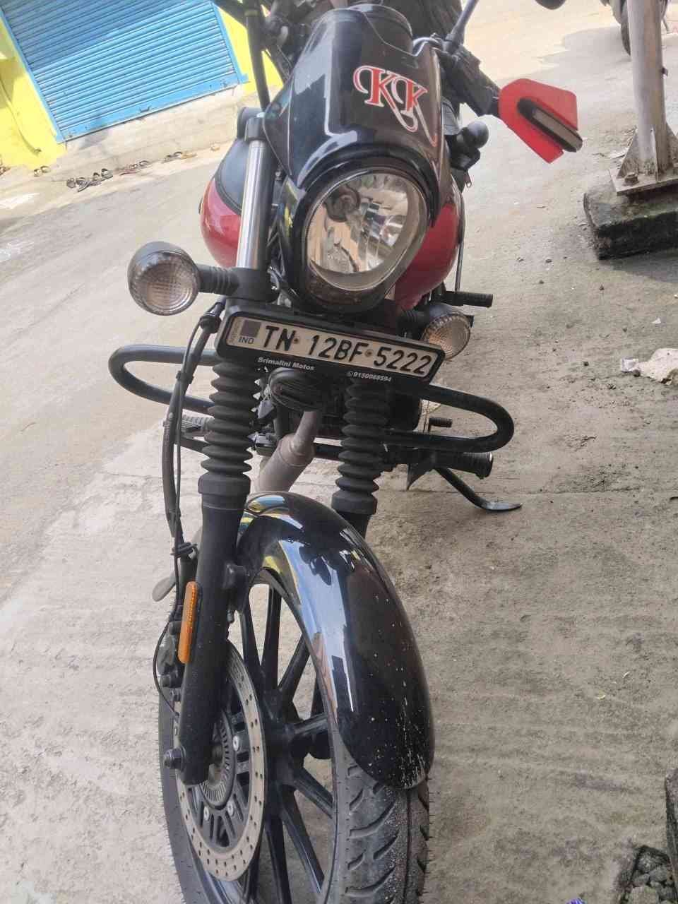 bajaj Avenger