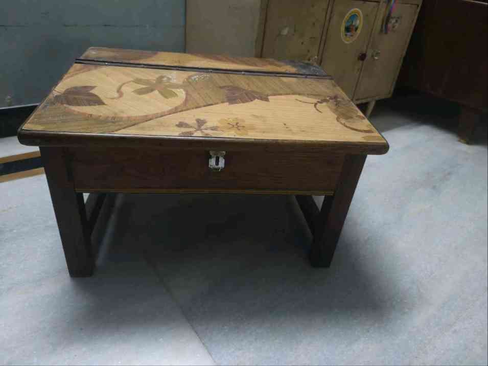 studing desk