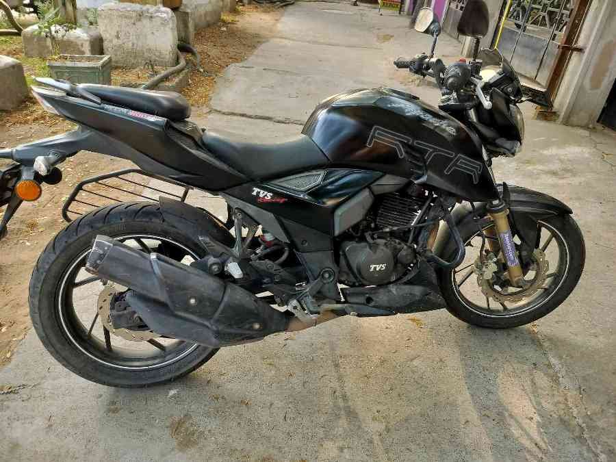 Apache RTR 2004v