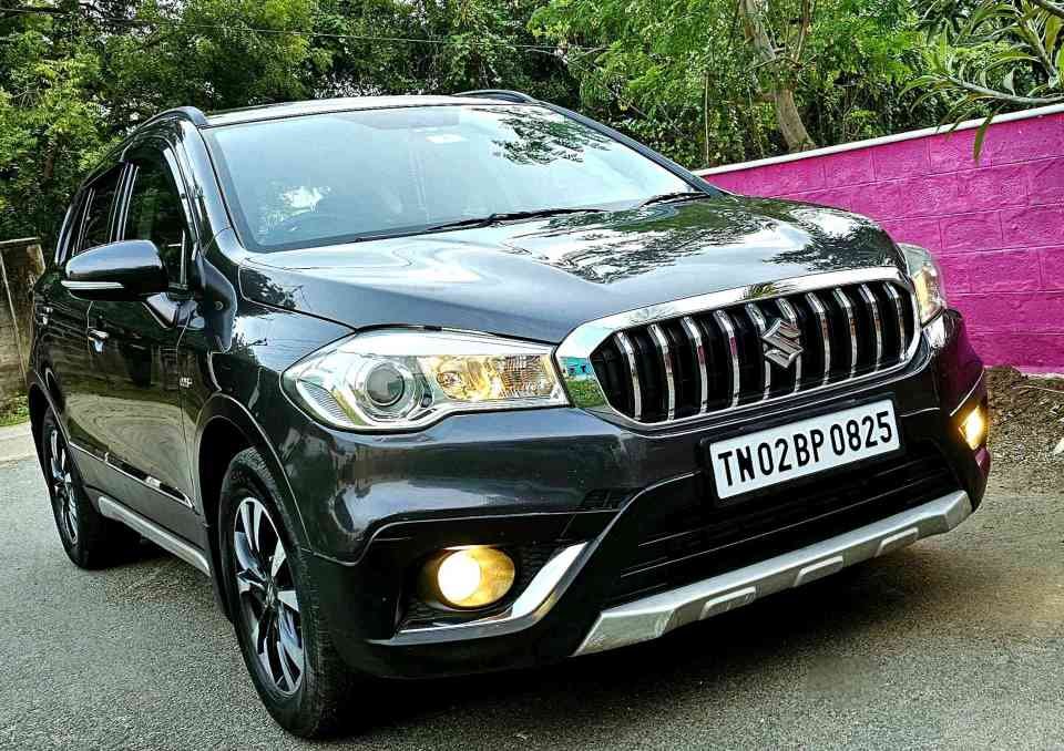 EXECUTIVE CONDITIONED MARUTI SUZUKI SCROSS HYBRID