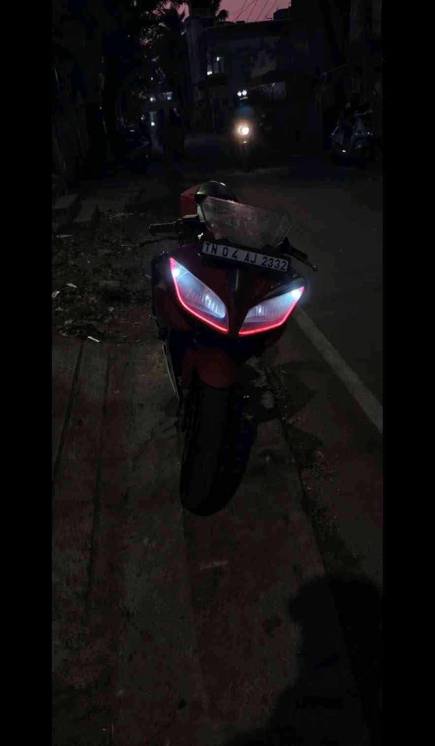 YamahaR15