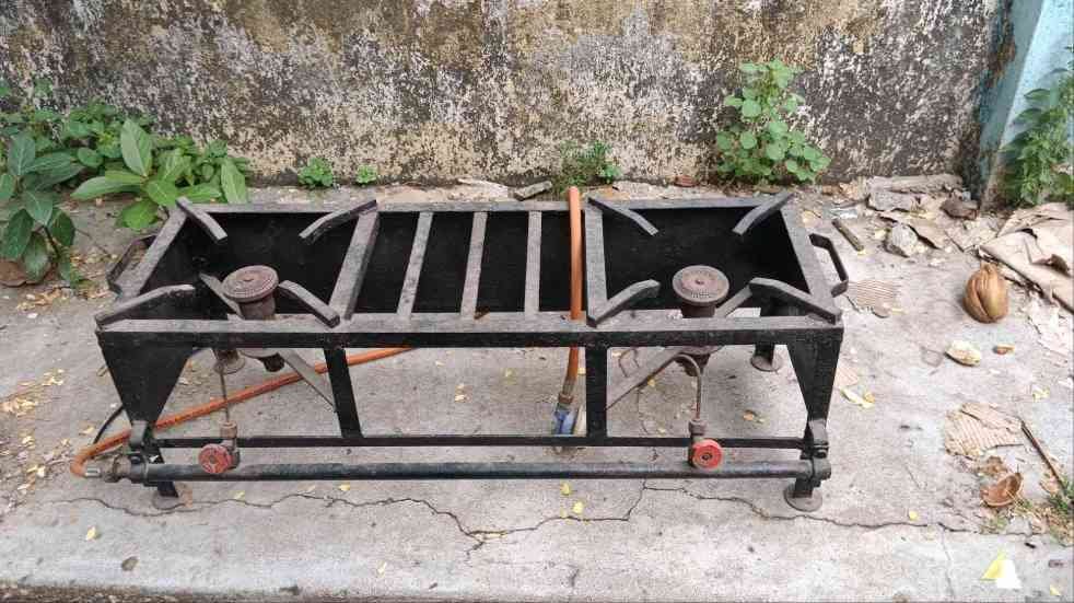 gas stove