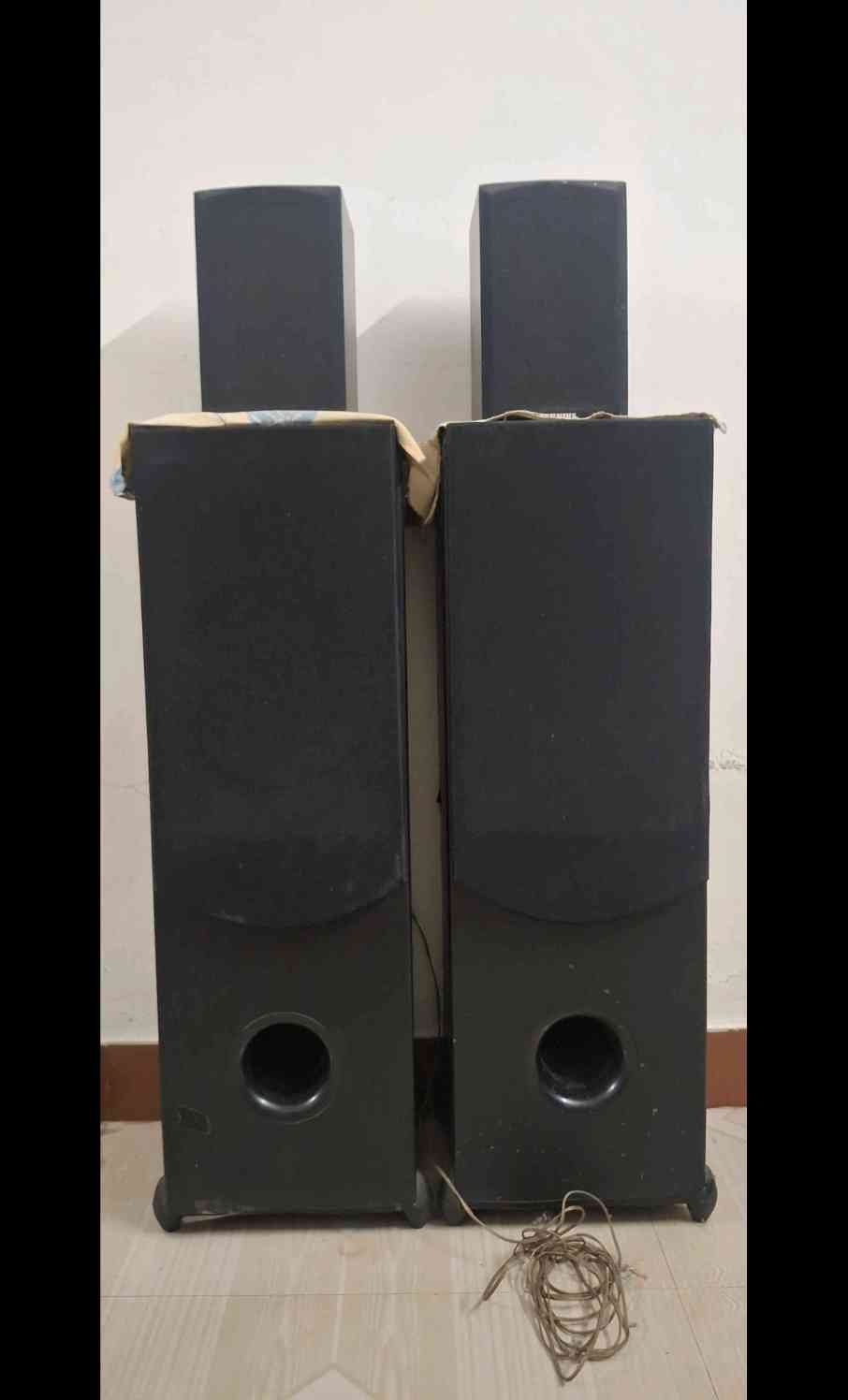 tower speakers 2.2