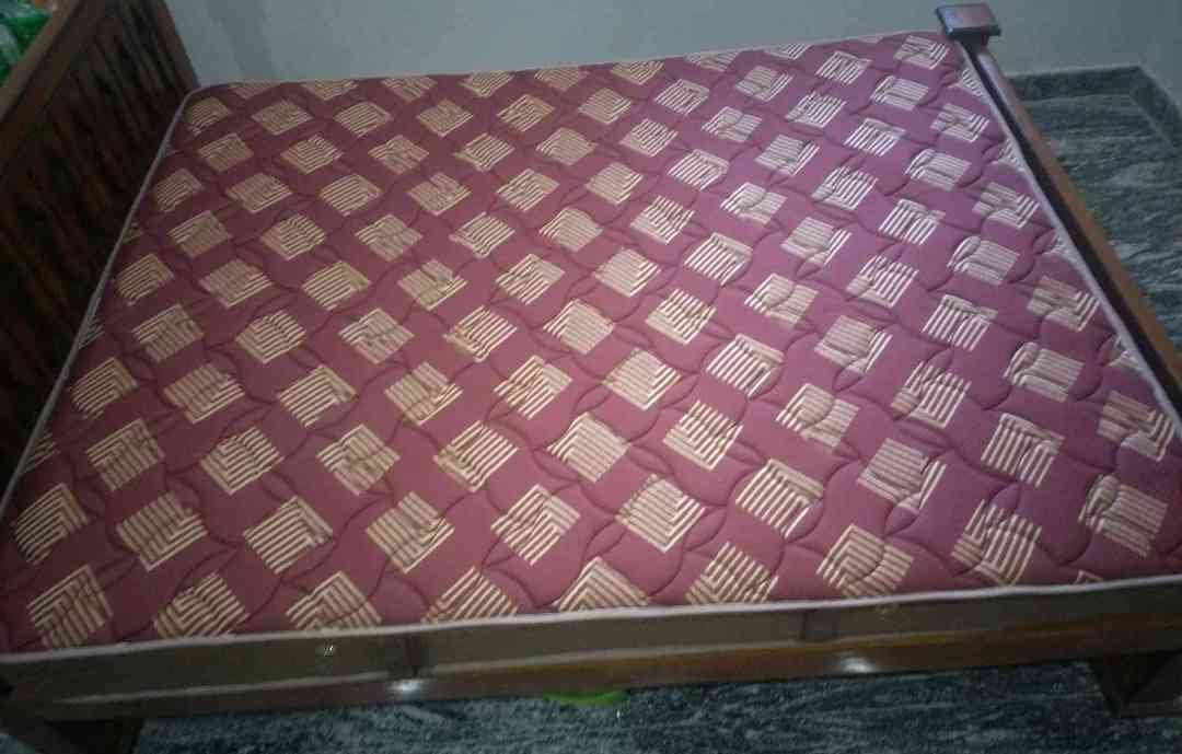 Mattress, 6inch, queen size