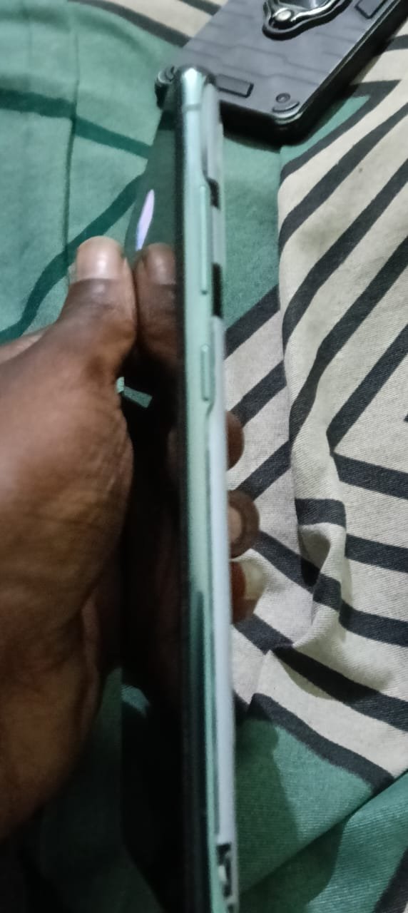 SAMSUNG S20FE