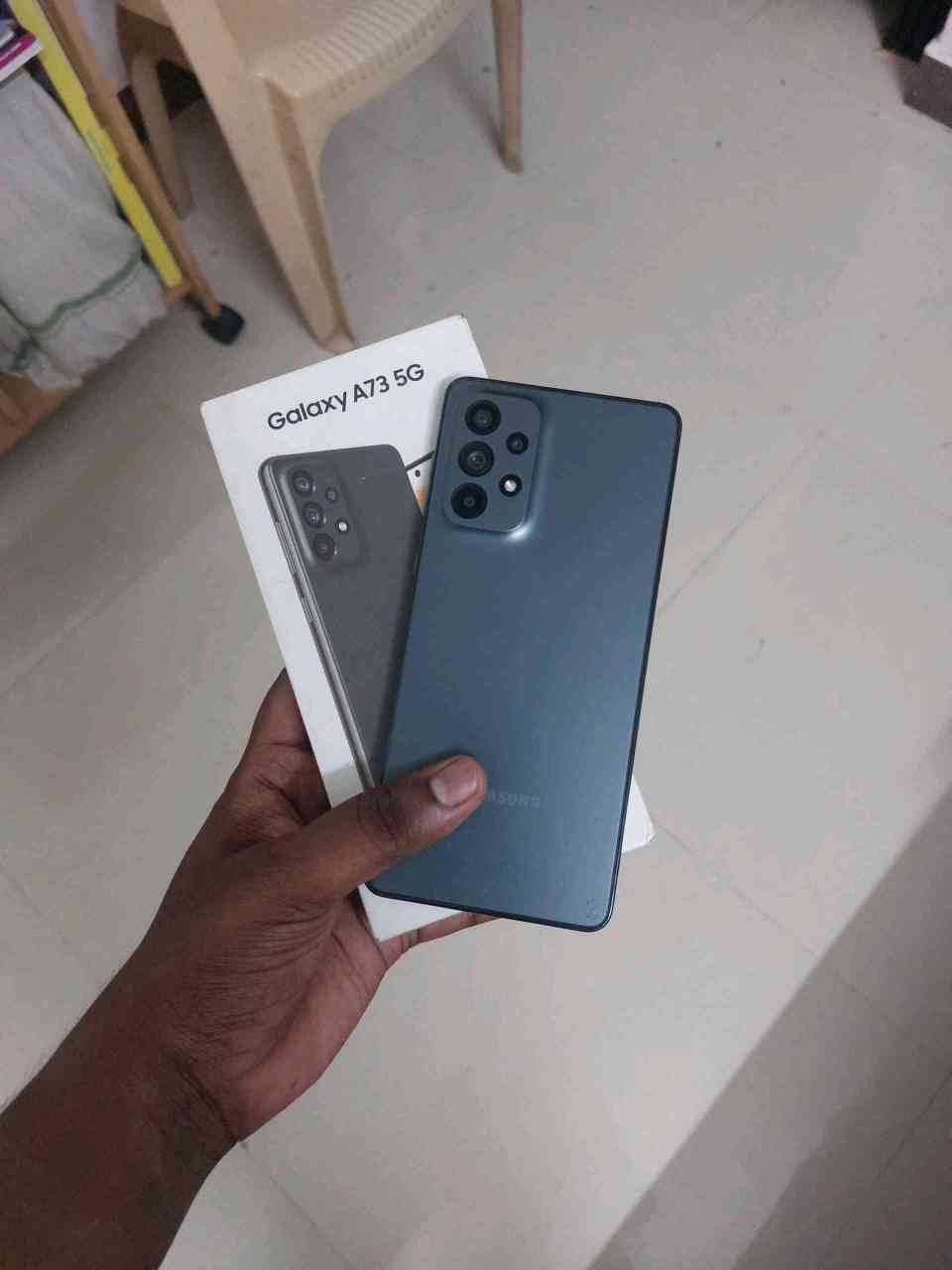 Samsung A73 5G (8/128) with fullkit