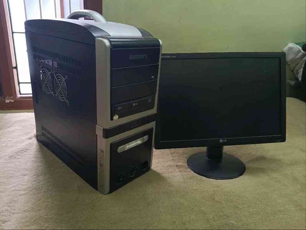 LG Monitor & CPU
