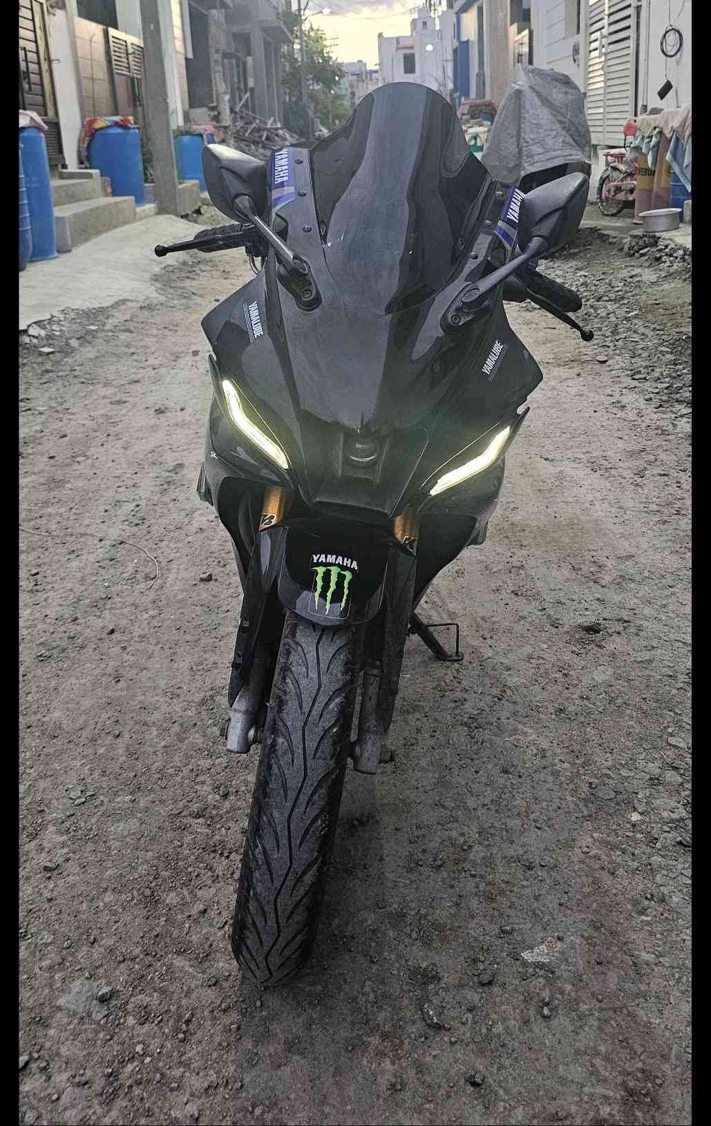 R15M Monster edition