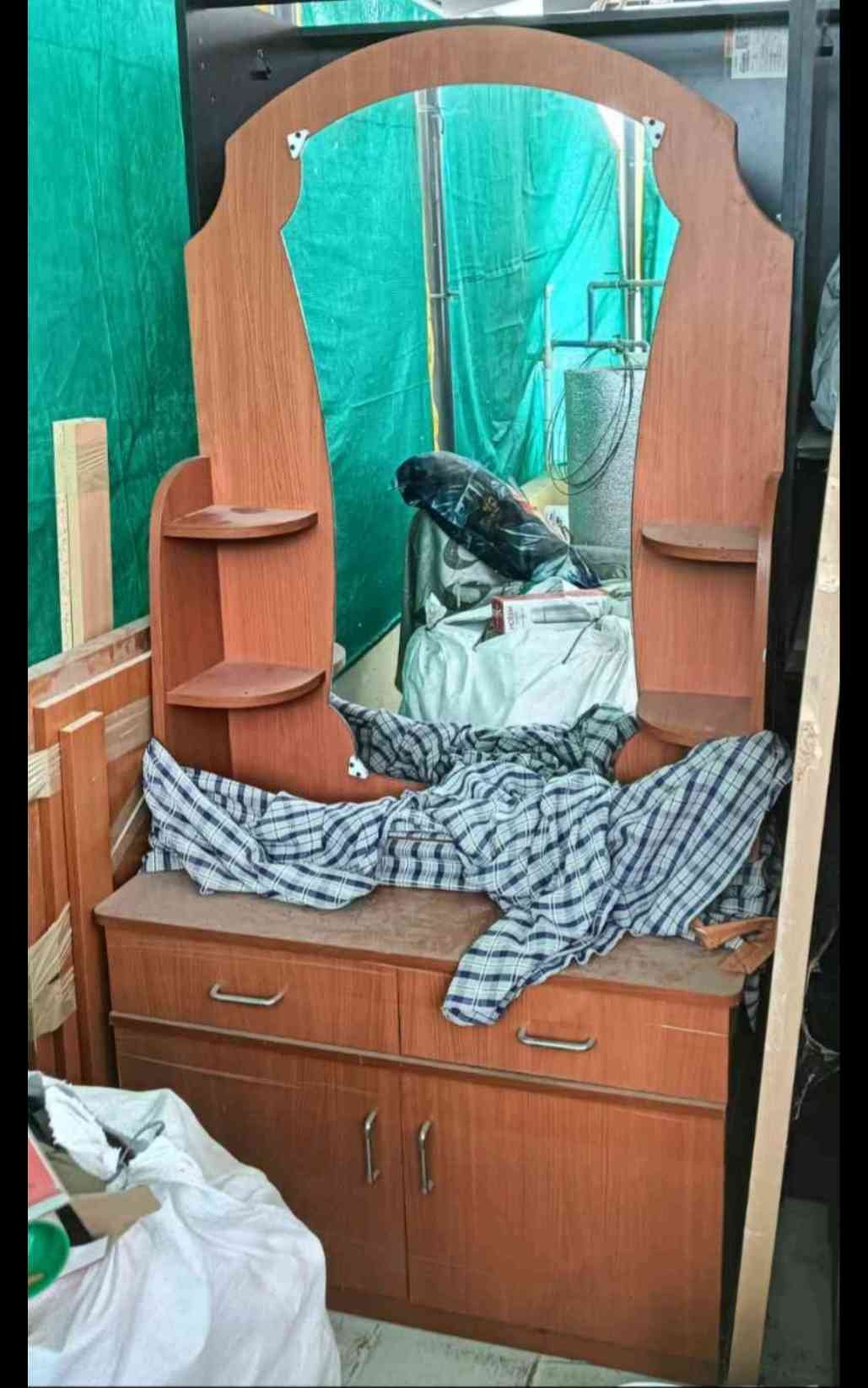 Dressing unit