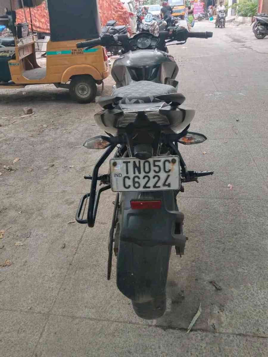 bike plasar Ns. 160 sliver colour