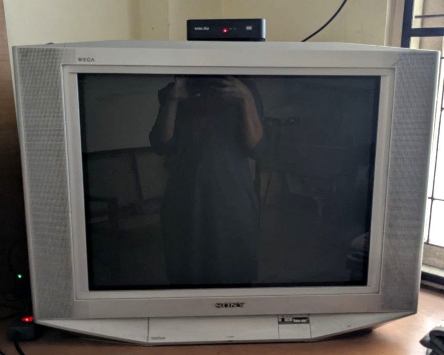 Sony Trinitron Wega TeleVision