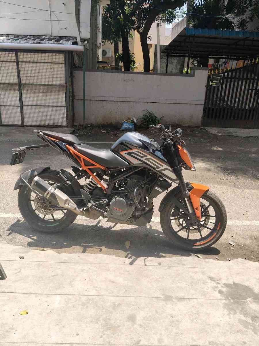 KTM Duke 250
