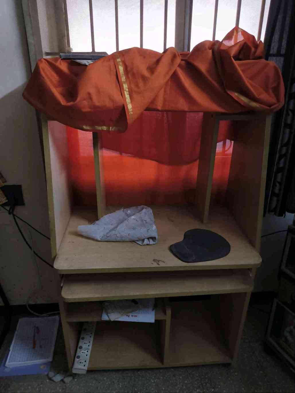 computer table