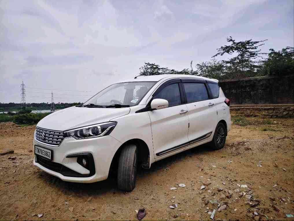 Ertiga smart hybrid zxi model 1.5L
