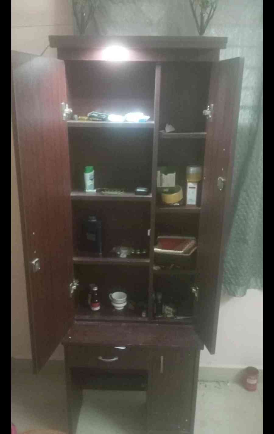 dressing table
