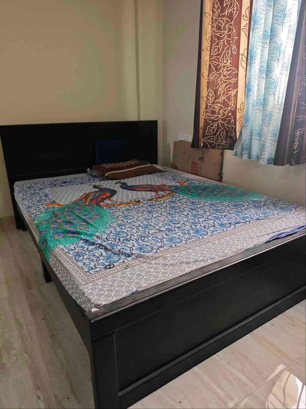queen size bed