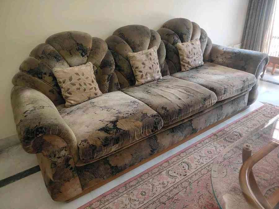 Teak wood fabric Sofa set 5 seater (3+1+1)