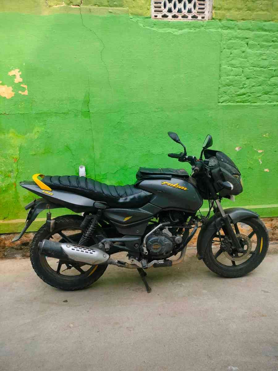 Bajaj Pulsar 150