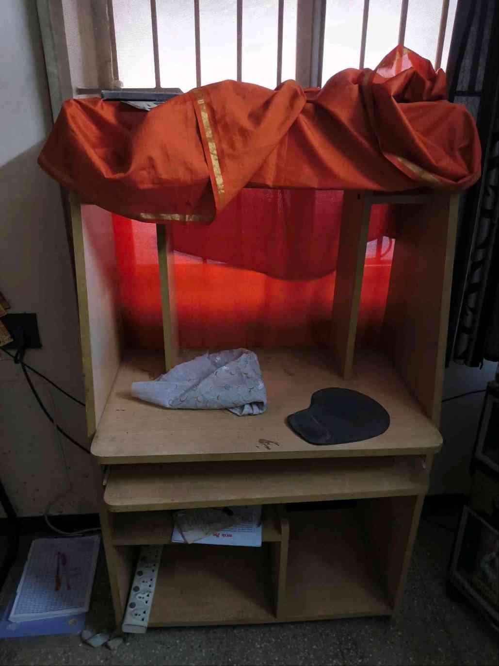 computer table