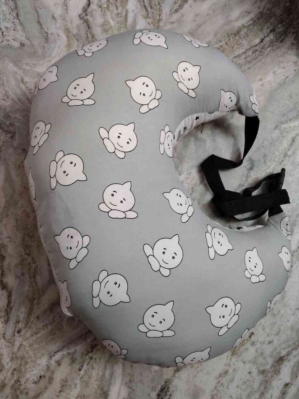 Unused Feeding pillow
