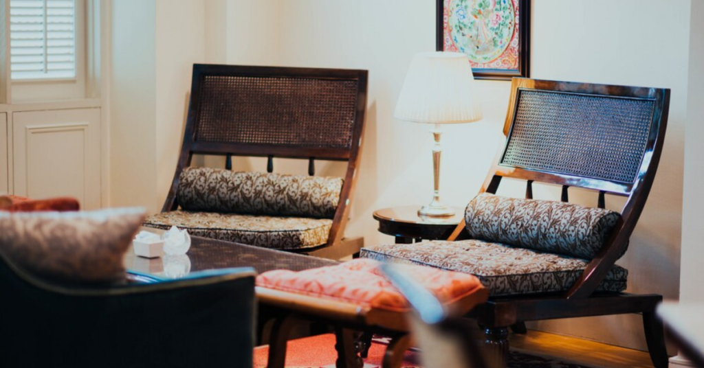 Why buying Second-Hand Furniture is a Smart Choice : Discover the Hidden Gems