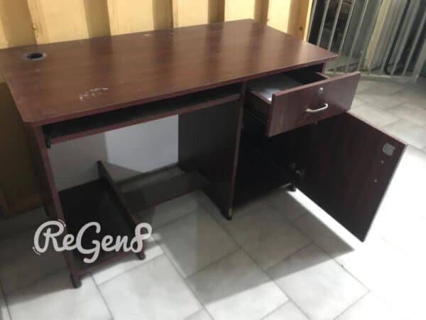 Office Table - Image 6