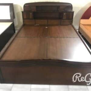 Wooden Queen Size Cot