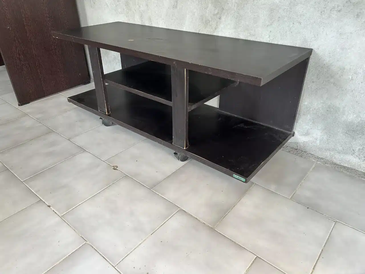 TV Unit - Image 2